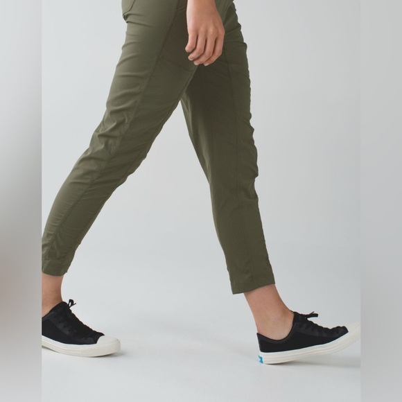 Lululemon Street To Studio Pant II- Fatigue Green/ Size 2 - Picture 5 of 13
